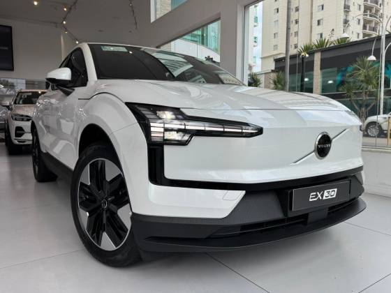 VOLVO EX30 69 KW ELÉTRICO PLUS VOLVO EX30 69 KW ELÉTRICO PLUS